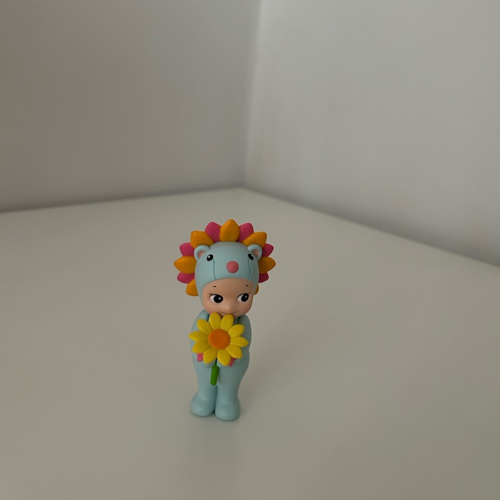 Sonny Angel flower